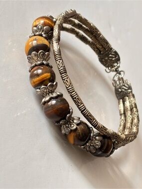 🦋2/25$ Tibetan Style Antique Silver tone brown cat eyes 10mm Gemstone Bracelets
